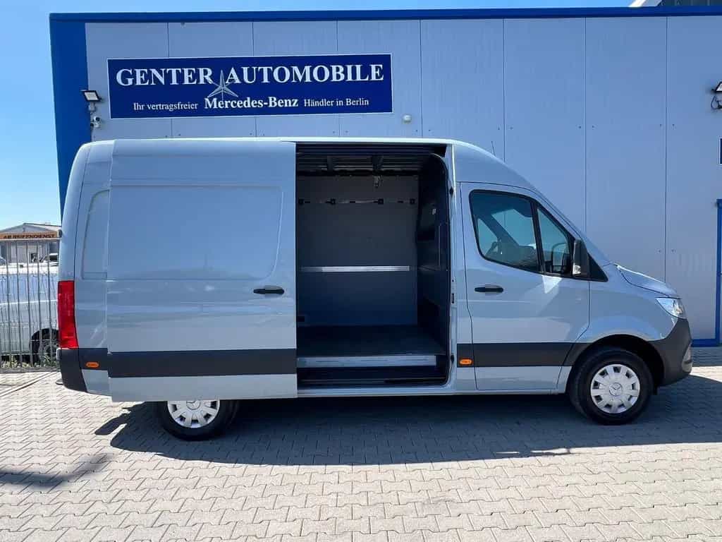 Mercedes-Benz Sprinter 317 LANG +HOCH 6G TEMPOMAT AHK 3-SITZER 11/2021-photo-4