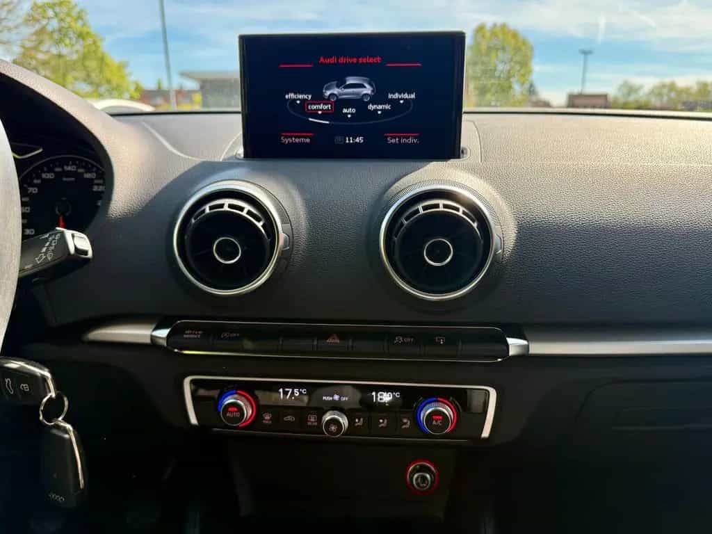 Audi A3 #SCHECKHEFT#1.HAND#TÜV#SERVICE-NEU#REIFEN-NEU 06/2014-photo-13