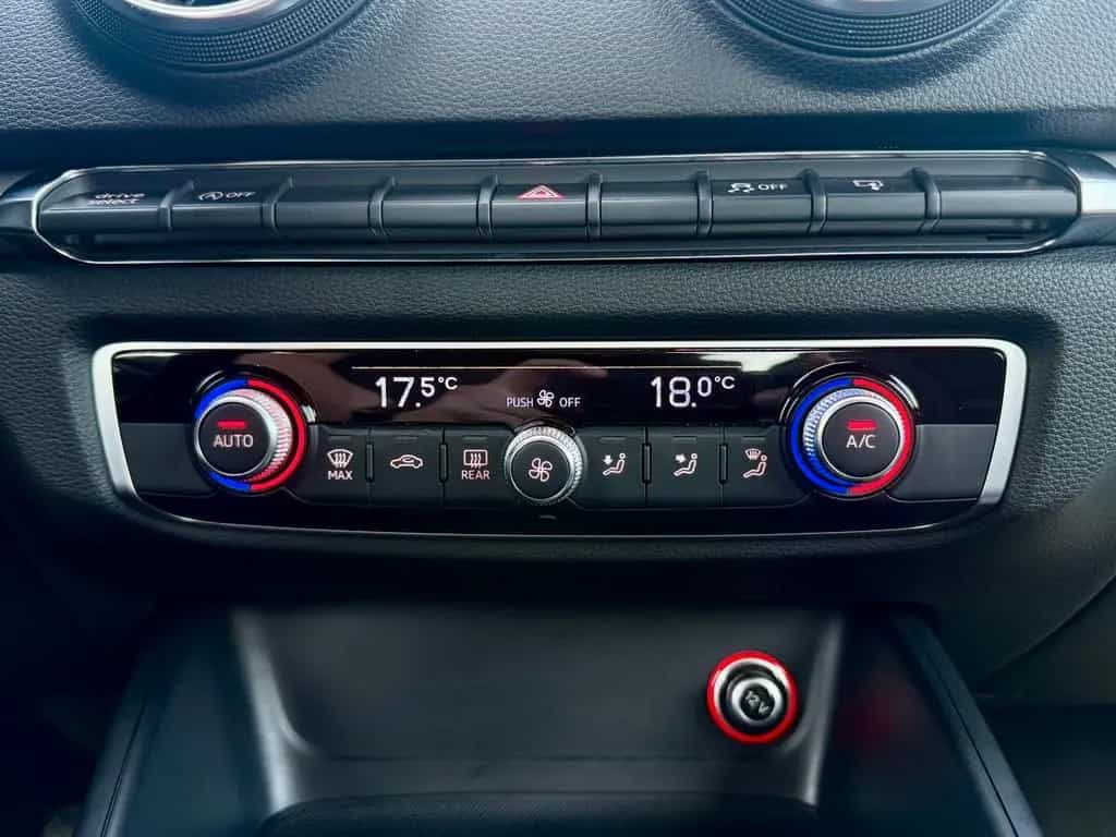 Audi A3 #SCHECKHEFT#1.HAND#TÜV#SERVICE-NEU#REIFEN-NEU 06/2014-photo-18