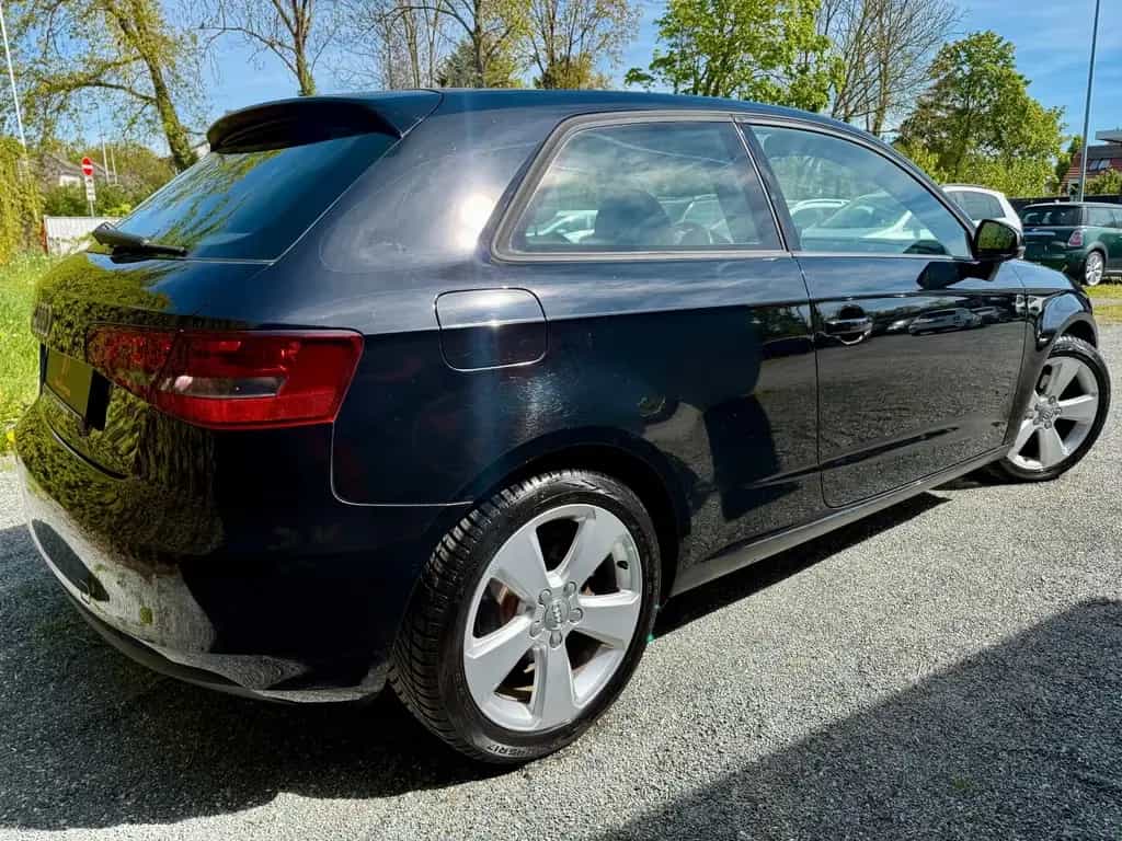 Audi A3 #SCHECKHEFT#1.HAND#TÜV#SERVICE-NEU#REIFEN-NEU 06/2014-photo-4