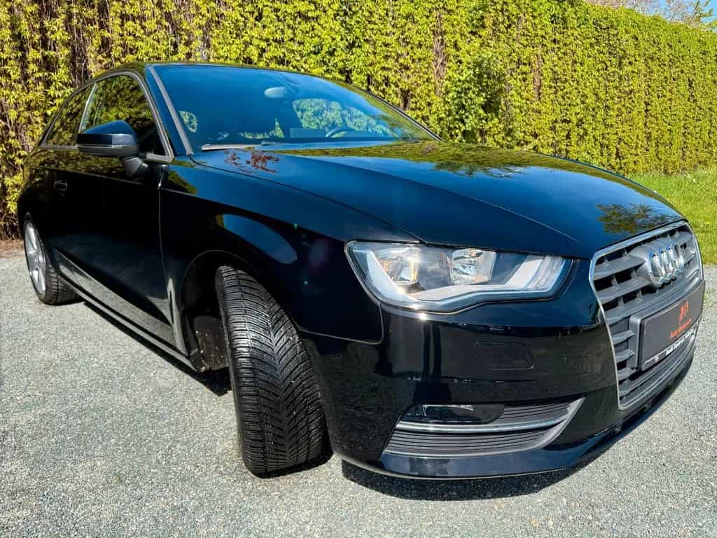Audi A3 #SCHECKHEFT#1.HAND#TÜV#SERVICE-NEU#REIFEN-NEU 06/2014-photo-5