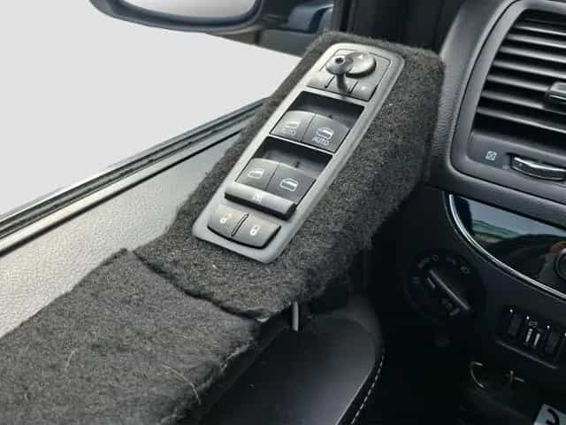 Chrysler Voyager S Paravan Rollstuhlumbau 07/2016-photo-11