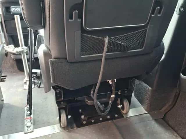 Chrysler Voyager S Paravan Rollstuhlumbau 07/2016-photo-16