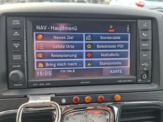 Chrysler Voyager S Paravan Rollstuhlumbau 07/2016-photo-21