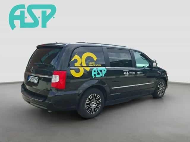 Chrysler Voyager S Paravan Rollstuhlumbau 07/2016-photo-5