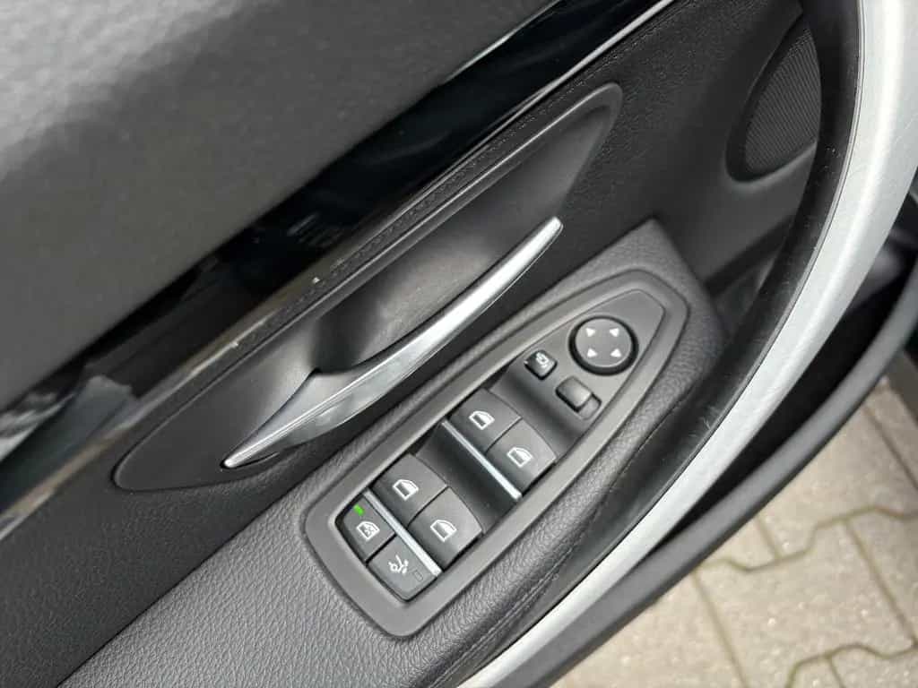 BMW 320 d Gran Turismo xDrive M Sport/PANO/SCHECKHEFT 10/2019-photo-15