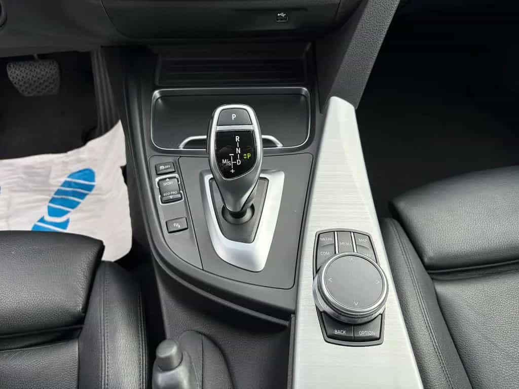 BMW 320 d Gran Turismo xDrive M Sport/PANO/SCHECKHEFT 10/2019-photo-21