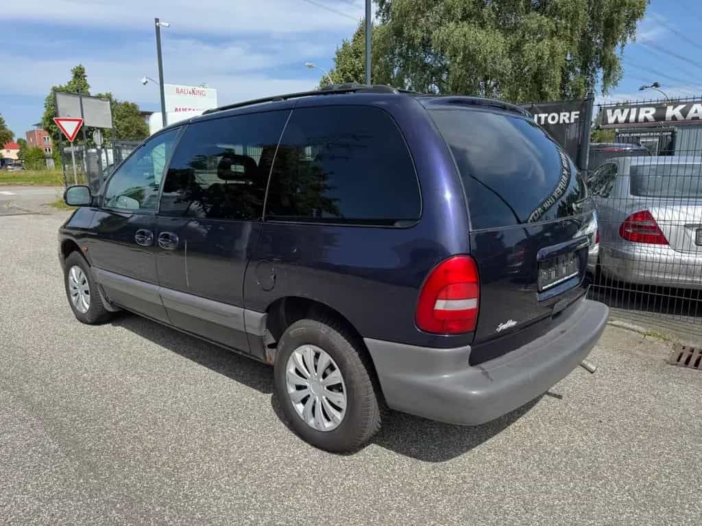 Chrysler Voyager LE 3.3 V6 Automatik TÜV=12/2025+6-Sitzer 08/1998-photo-1
