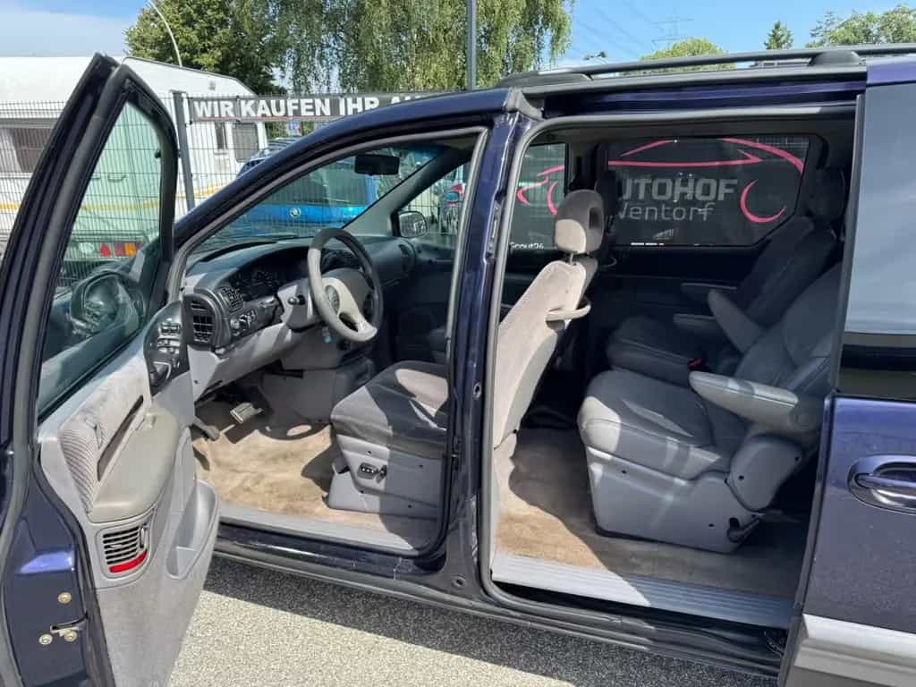Chrysler Voyager LE 3.3 V6 Automatik TÜV=12/2025+6-Sitzer 08/1998-photo-4