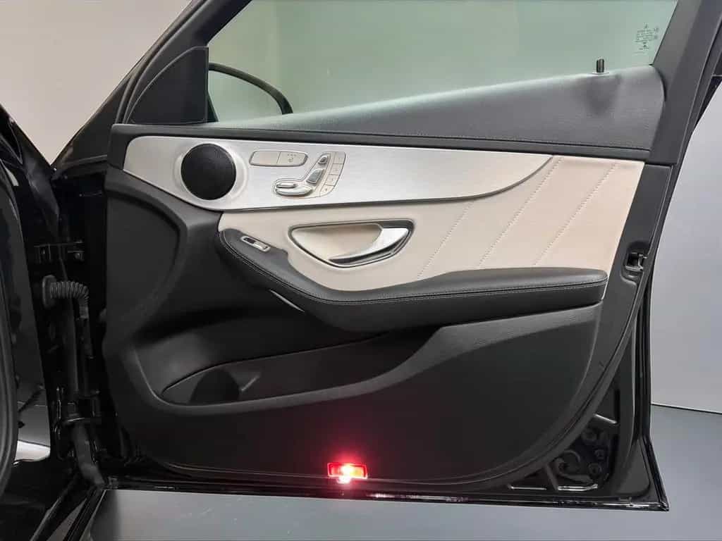 Mercedes-Benz C 43 AMG Limo PANO*LED*18Z*MEMO*KAM*PARK-ASSIST 08/2017-photo-17