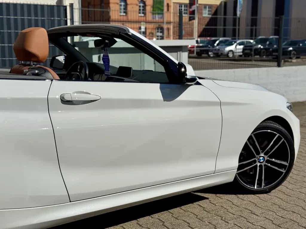BMW 220 i Cabrio M-Sport*AUTOM*NAV*LED*SHZ*SHADOW*19% 10/2019-photo-26