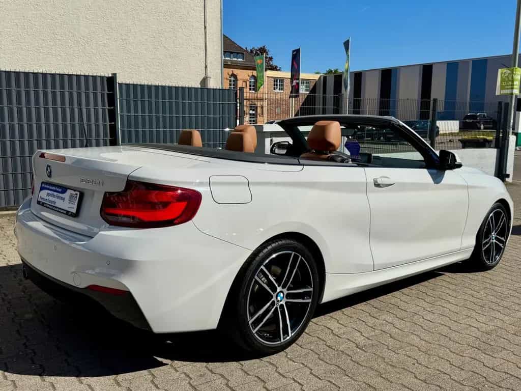 BMW 220 i Cabrio M-Sport*AUTOM*NAV*LED*SHZ*SHADOW*19% 10/2019-photo-32