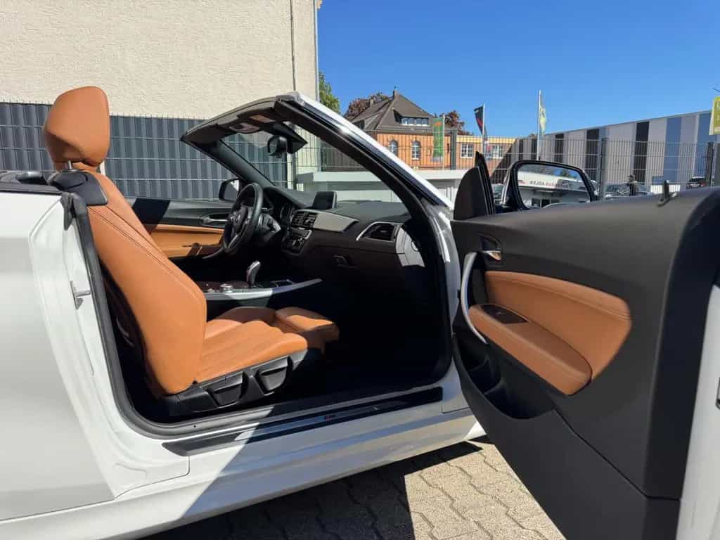 BMW 220 i Cabrio M-Sport*AUTOM*NAV*LED*SHZ*SHADOW*19% 10/2019-photo-43