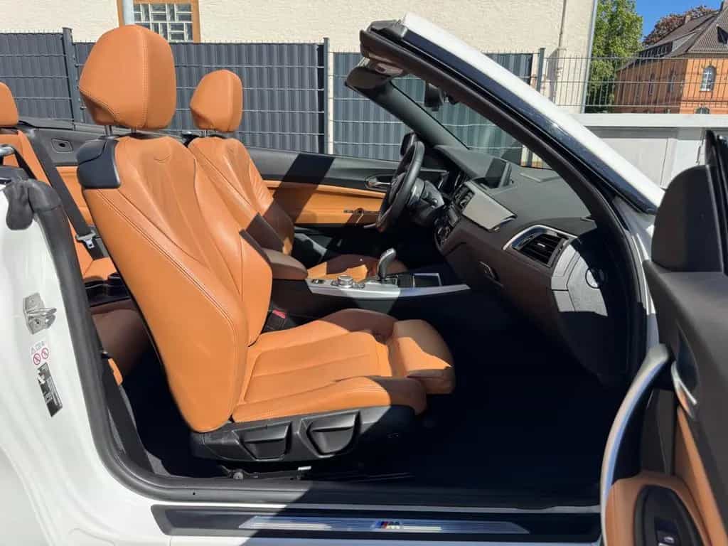 BMW 220 i Cabrio M-Sport*AUTOM*NAV*LED*SHZ*SHADOW*19% 10/2019-photo-45