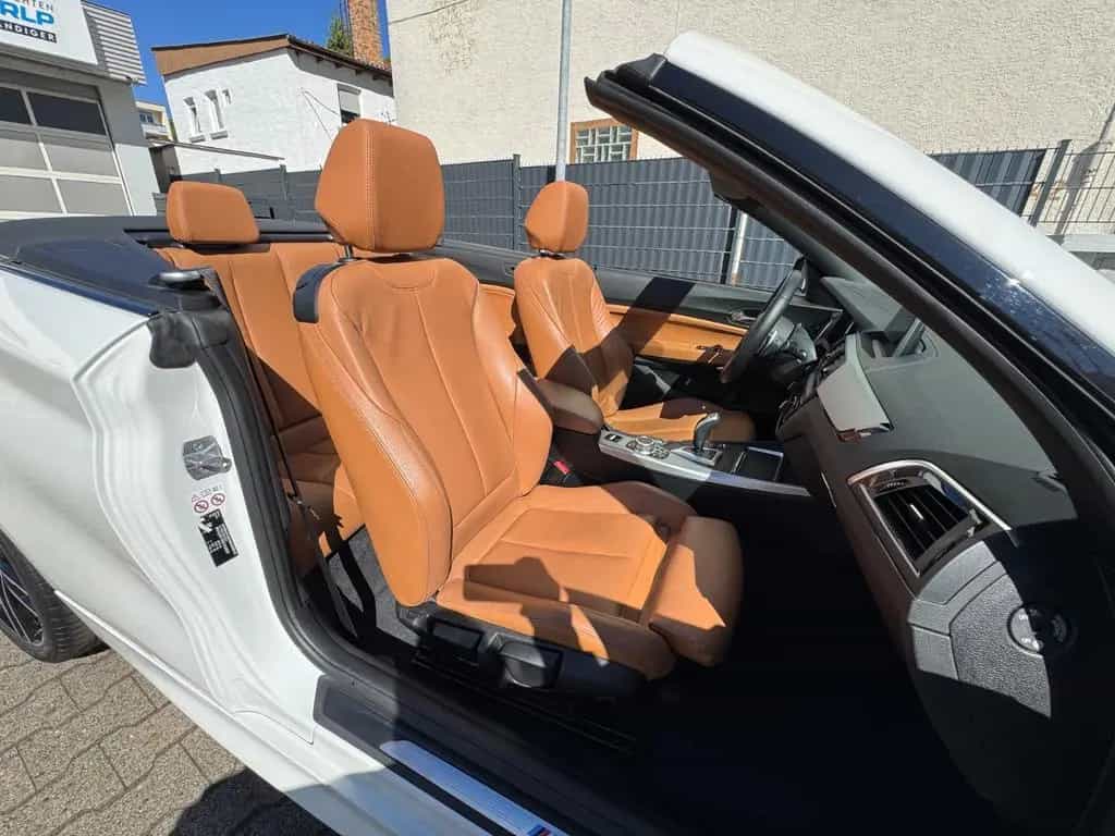 BMW 220 i Cabrio M-Sport*AUTOM*NAV*LED*SHZ*SHADOW*19% 10/2019-photo-47