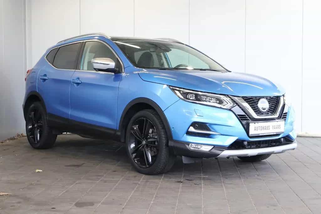 Nissan Qashqai 1.3 N-Motion SIDE+LED+KEY+360°+PANO+19" 05/2019-photo-2