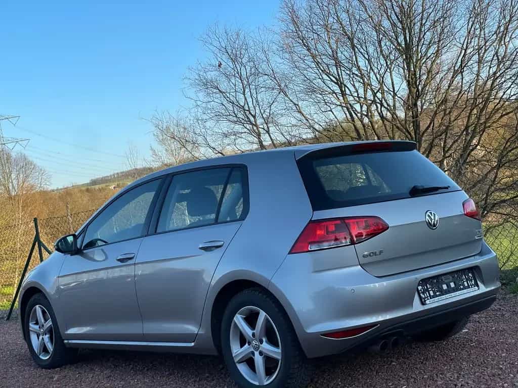 Volkswagen Golf VII 1.4 TSI *Highline*Xenon*Massage*SHZ 12/2015-photo-3