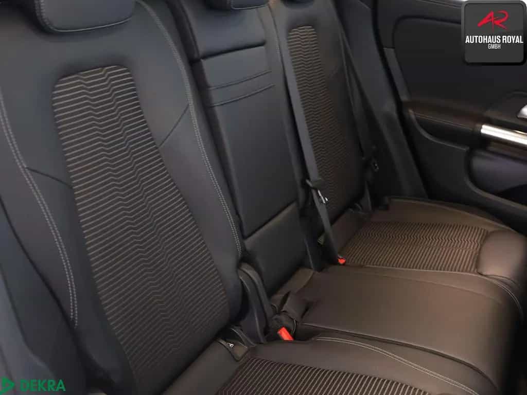 Mercedes-Benz GLA-Class d MULTIBEAM,WIDE,PANO,DISTRO,KAMERA,AHK 05/2022-photo-11