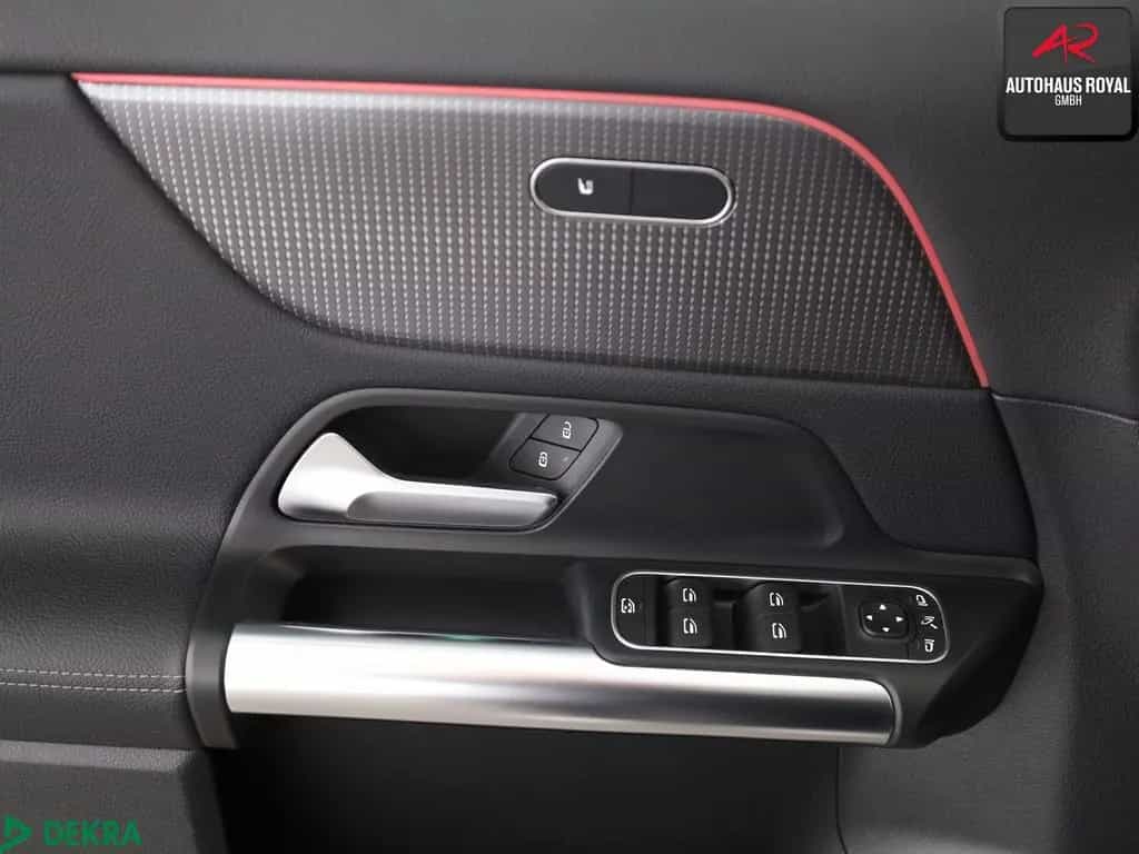 Mercedes-Benz GLA-Class d MULTIBEAM,WIDE,PANO,DISTRO,KAMERA,AHK 05/2022-photo-14