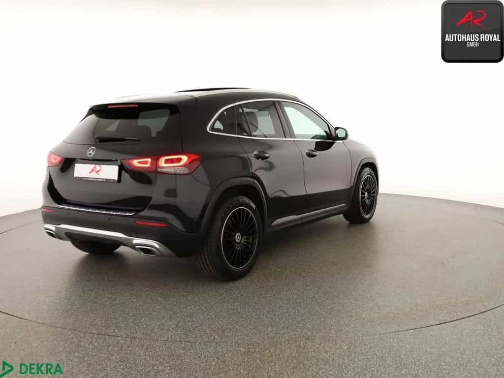 Mercedes-Benz GLA-Class d MULTIBEAM,WIDE,PANO,DISTRO,KAMERA,AHK 05/2022-photo-4