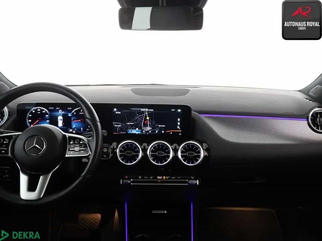 Mercedes-Benz GLA-Class d MULTIBEAM,WIDE,PANO,DISTRO,KAMERA,AHK 05/2022-photo-9