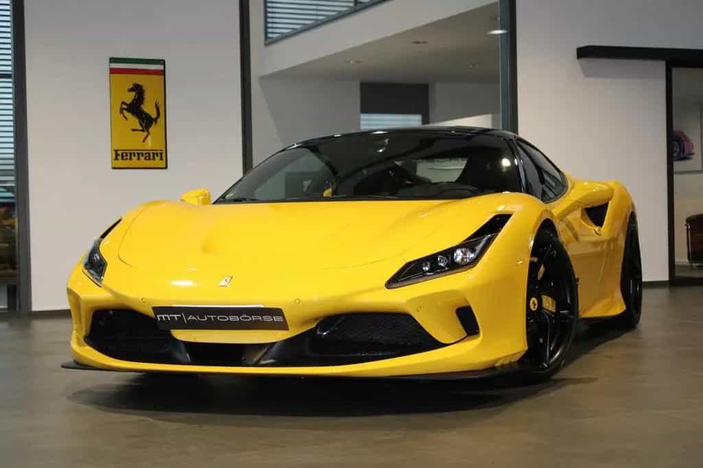 Ferrari F8 TRIBUTO COUPE CARBON/RACING-SEATS/LIFT/JBL 04/2022-photo-10