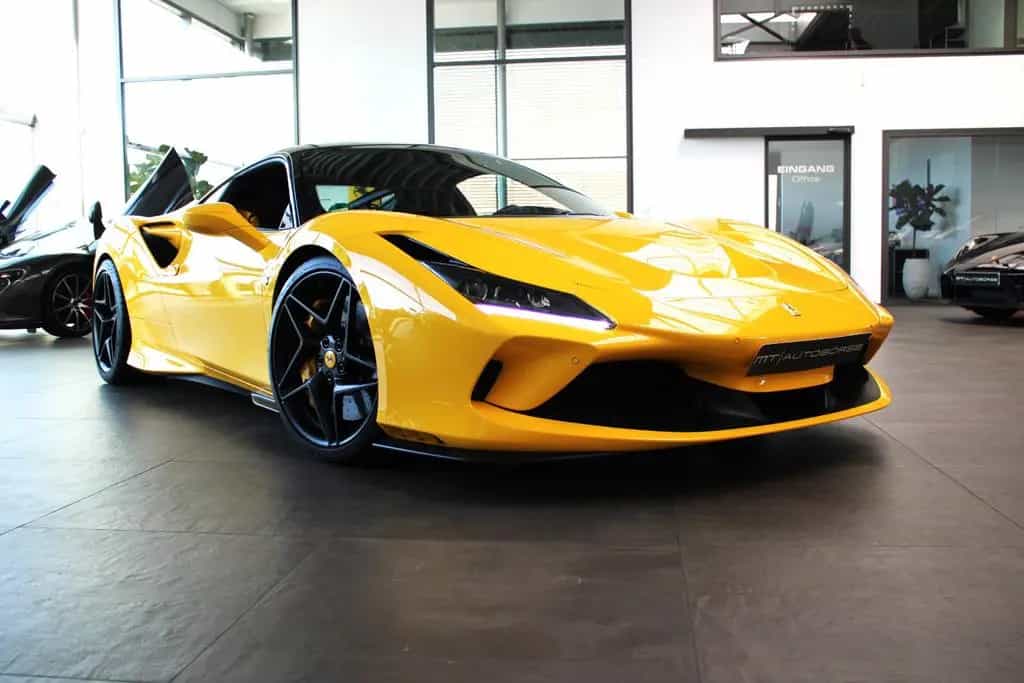 Ferrari F8 TRIBUTO COUPE CARBON/RACING-SEATS/LIFT/JBL 04/2022-photo-29