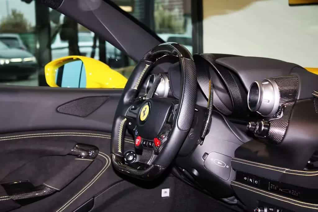 Ferrari F8 TRIBUTO COUPE CARBON/RACING-SEATS/LIFT/JBL 04/2022-photo-5