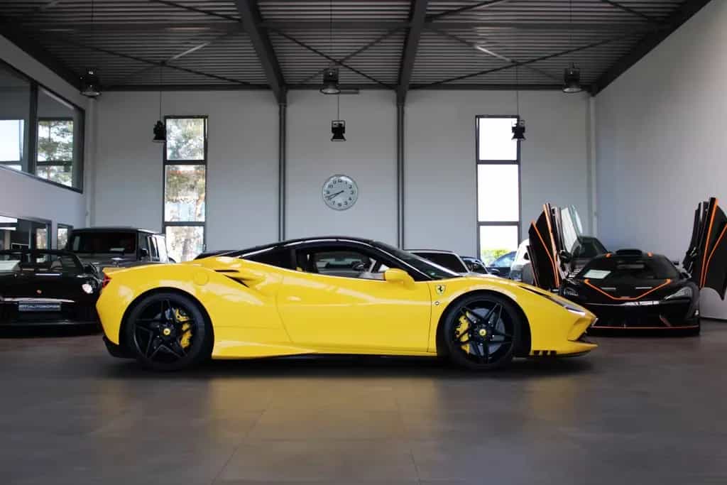 Ferrari F8 TRIBUTO COUPE CARBON/RACING-SEATS/LIFT/JBL 04/2022-photo-6