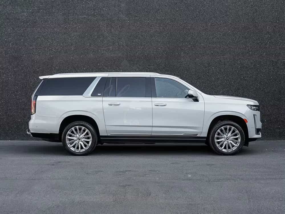 Cadillac 2021 ESV Premium Luxury €61000 +22" 14-spoke 01/2022-photo-3