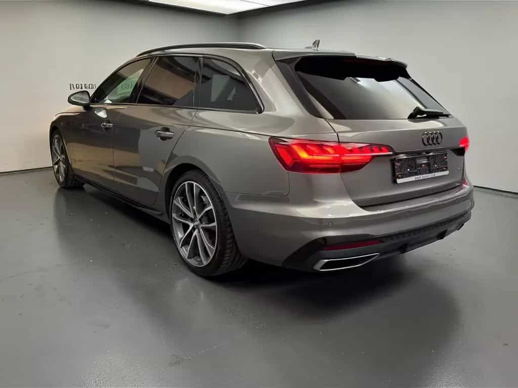 Audi A4 Avant 45 TFSI Edition One Quattro S-Line TOP 08/2020-photo-4