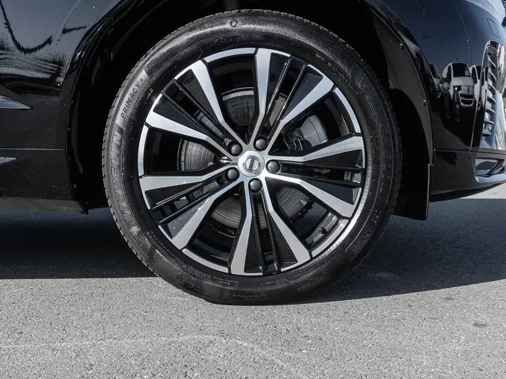Volvo XC60 B4 AWD Ultimate Dark Pano Head UP 360Grad 11/2022-photo-6