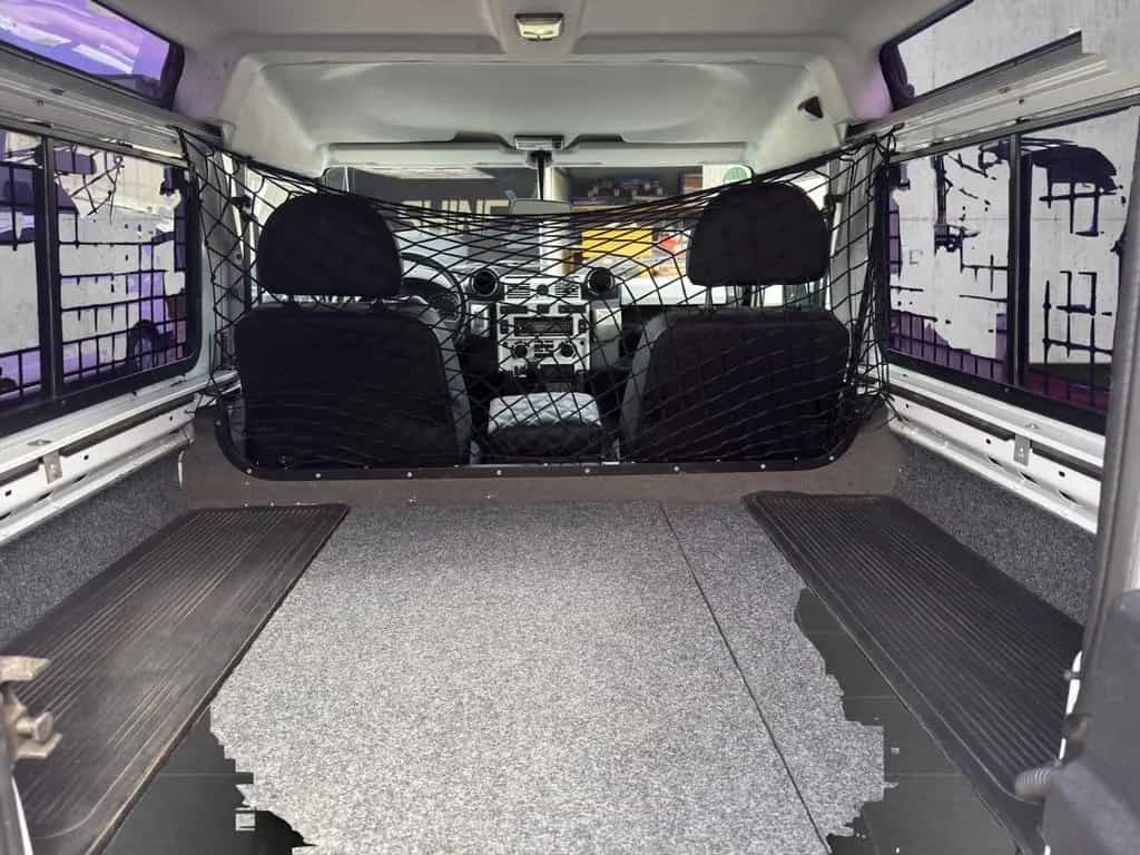Land Rover Defender 90 E Hard Top/Service Neu/Interieur Neu 05/2013-photo-11
