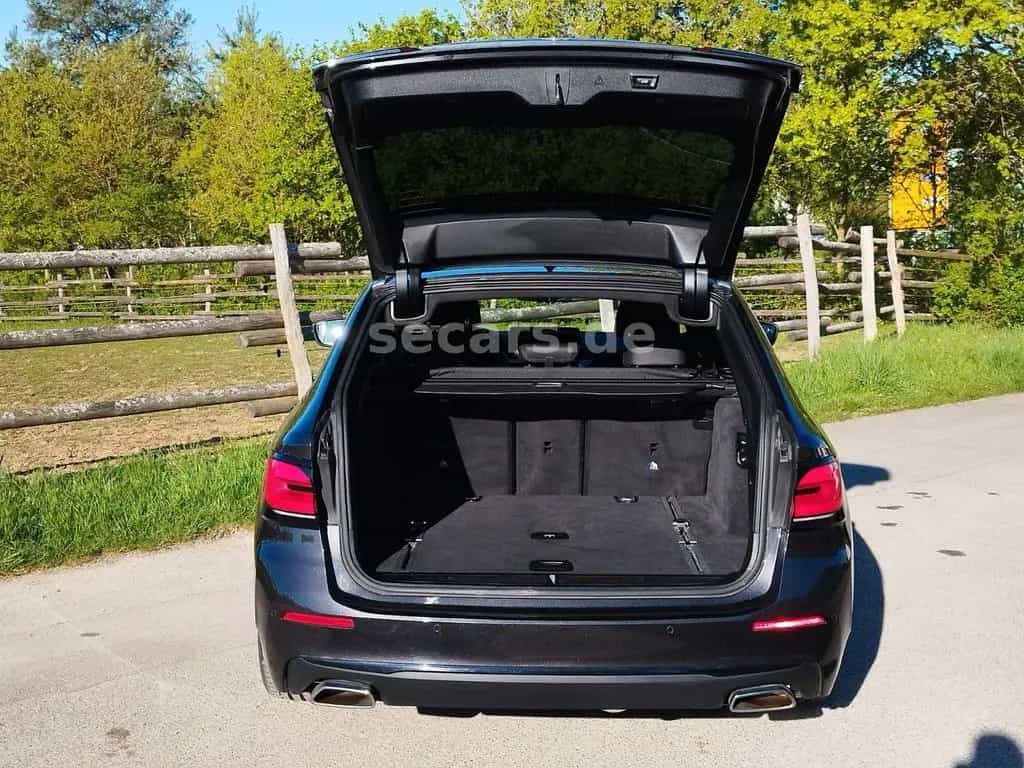 BMW 520 d LCPro DrivAPro ACC StandH KomfSitze AHK RFK 02/2021-photo-5