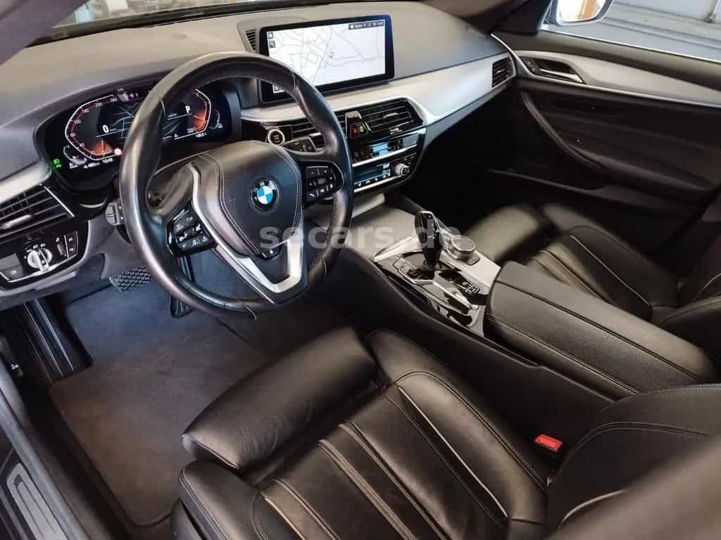 BMW 520 d LCPro DrivAPro ACC StandH KomfSitze AHK RFK 02/2021-photo-6