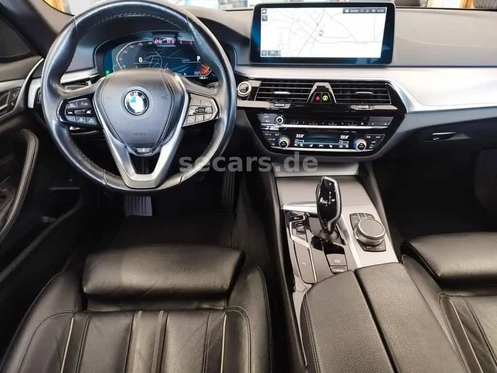 BMW 520 d LCPro DrivAPro ACC StandH KomfSitze AHK RFK 02/2021-photo-9