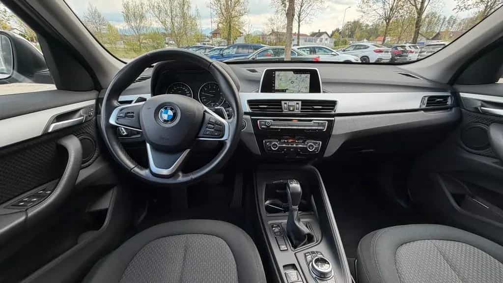 BMW X1 xDrive 20 i X Line/Navi/LED/SHZ 01/2018-photo-12