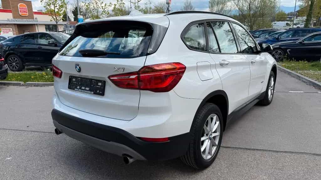 BMW X1 xDrive 20 i X Line/Navi/LED/SHZ 01/2018-photo-4