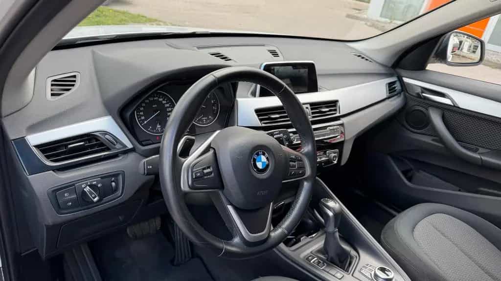 BMW X1 xDrive 20 i X Line/Navi/LED/SHZ 01/2018-photo-8