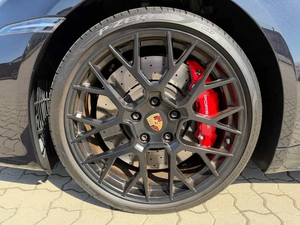 Porsche 911 Carrera GTS Coupe Approved, Lift, InnoDrive 04/2024-photo-3