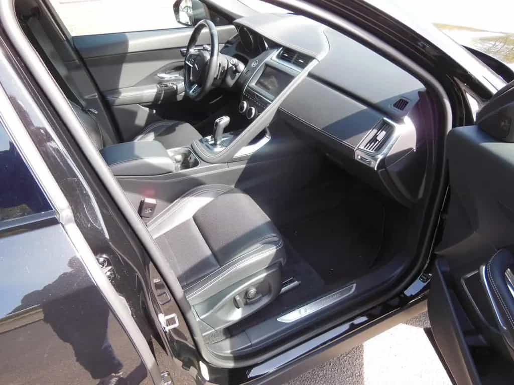Jaguar E-Pace R-Dynamic SE AWD AHK/PANO/HUD/2xMEMORY/20 06/2018-photo-15