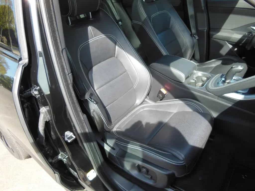 Jaguar E-Pace R-Dynamic SE AWD AHK/PANO/HUD/2xMEMORY/20 06/2018-photo-16