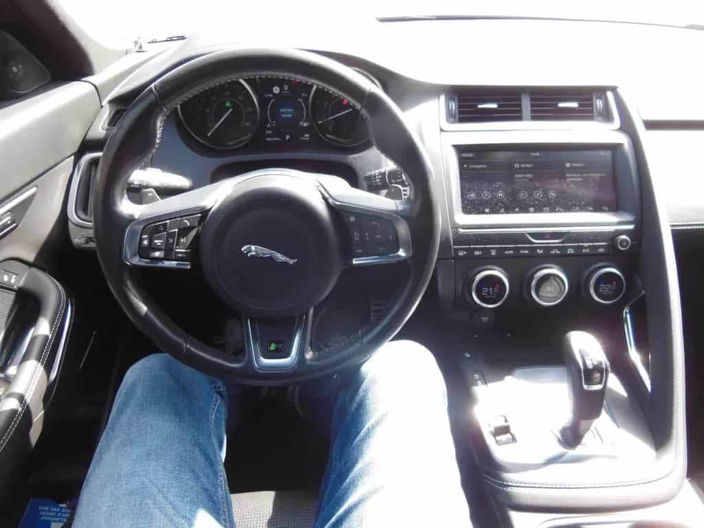 Jaguar E-Pace R-Dynamic SE AWD AHK/PANO/HUD/2xMEMORY/20 06/2018-photo-23