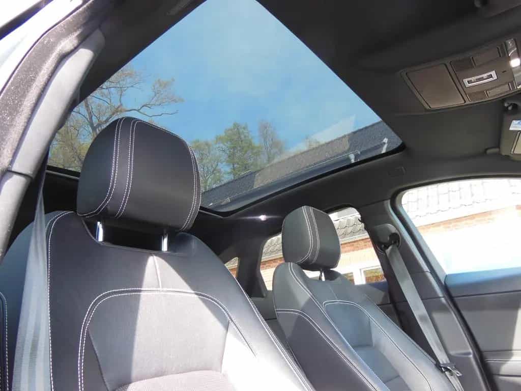 Jaguar E-Pace R-Dynamic SE AWD AHK/PANO/HUD/2xMEMORY/20 06/2018-photo-32