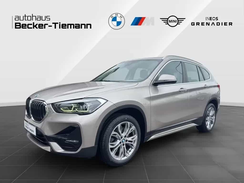 BMW X1 xDrive20d Sport Line, AHK, HiFi, etc. 03/2022-photo-0