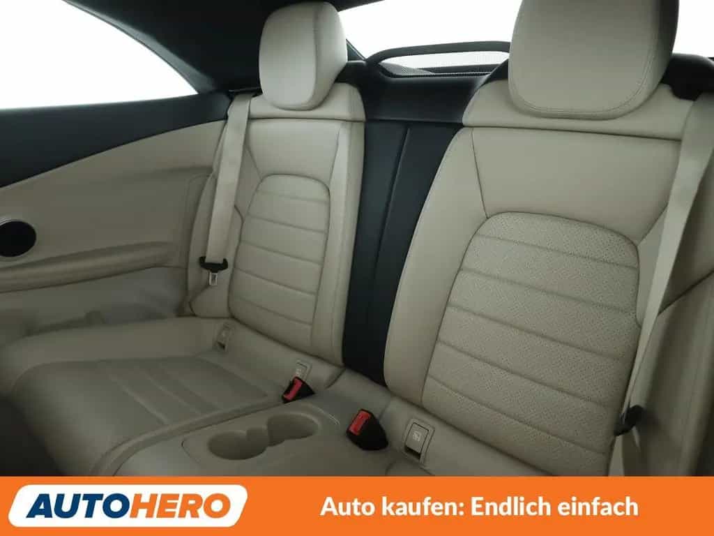 Mercedes-Benz C 180 AMG Line *NAVI*LED*TEMPO*CAM* 11/2019-photo-13