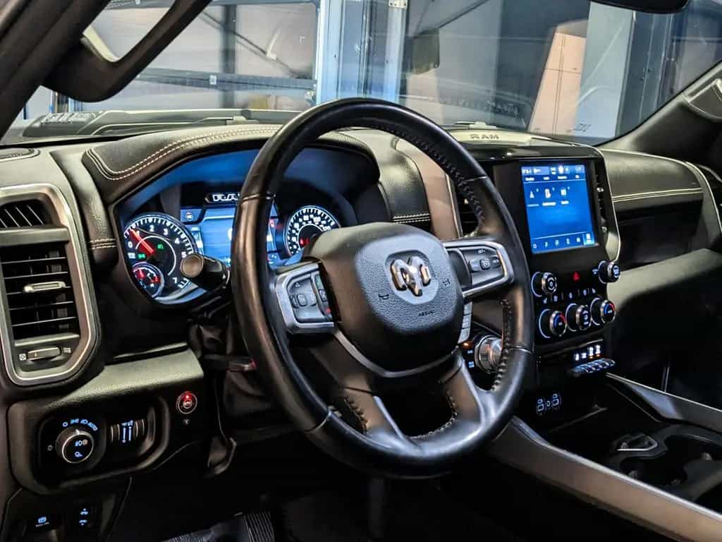 Dodge RAM 1500 Laramie HEMI 5.7 LPG-Gas E-TORQUE  4x4 07/2022-photo-28