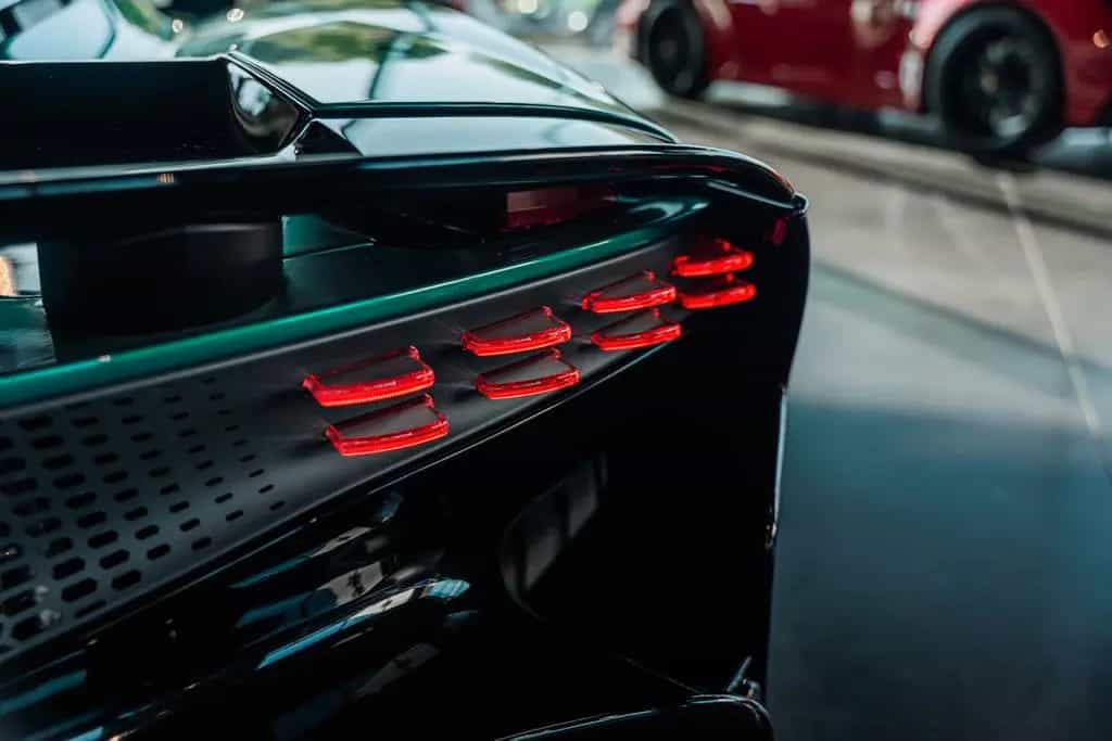 Aston Martin Hypercar 999 MADE/NETTO €925 000 04/2026-photo-10