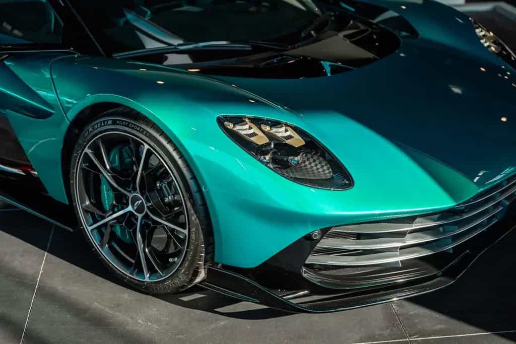 Aston Martin Hypercar 999 MADE/NETTO €925 000 04/2026-photo-3