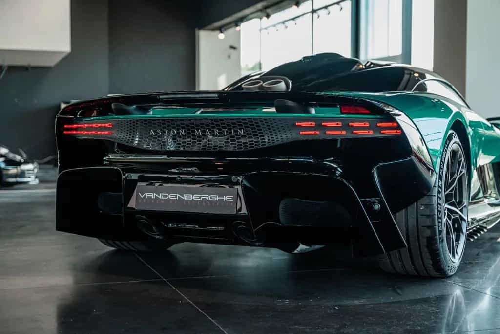 Aston Martin Hypercar 999 MADE/NETTO €925 000 04/2026-photo-5